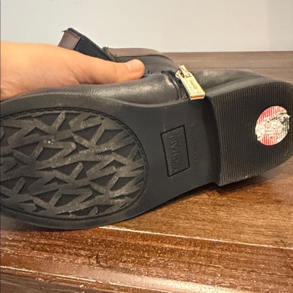 Micheal Kors KID : 2 /Eur:33 Black and Brown Riding Boots - Picture 3 of 4